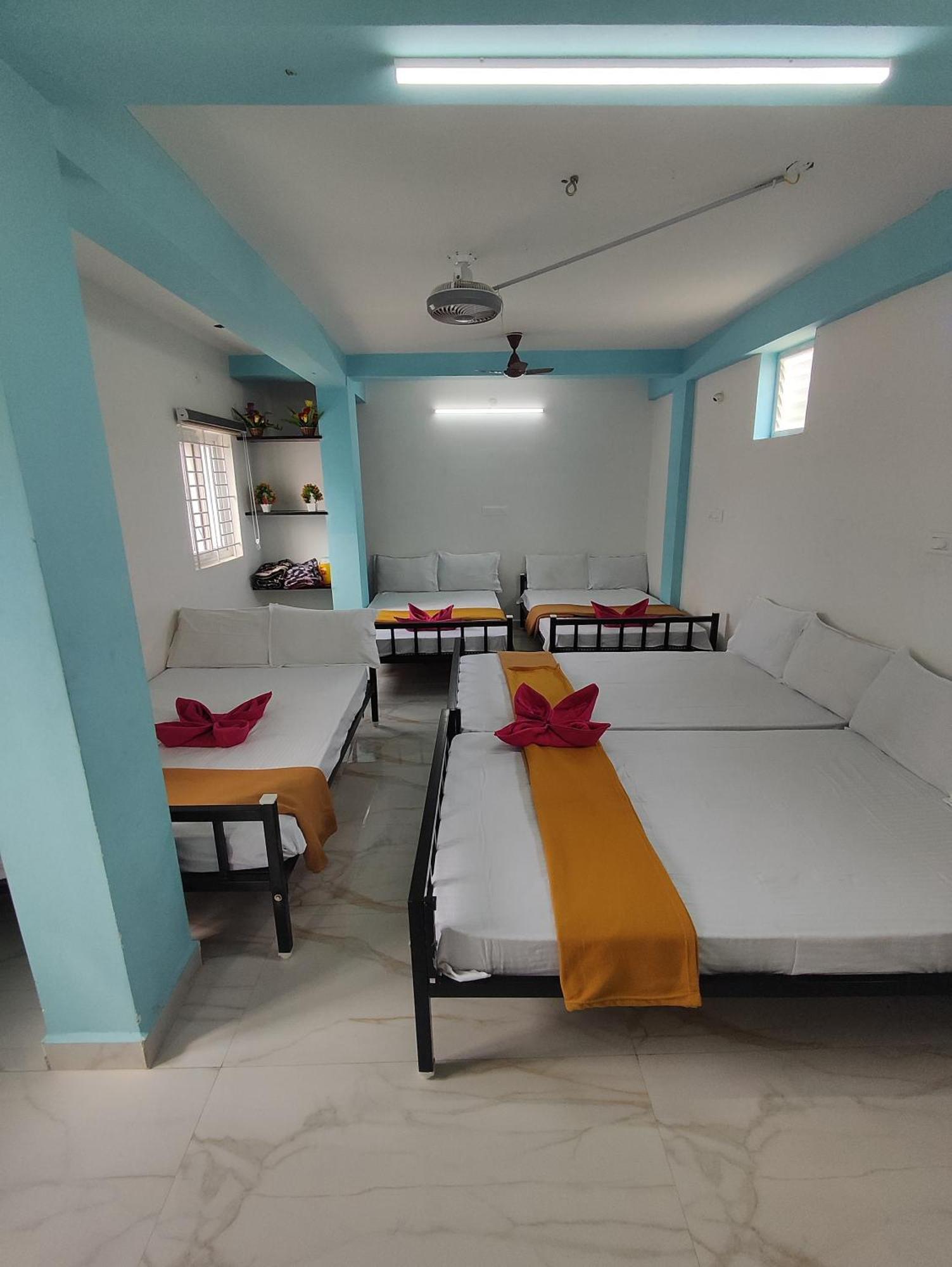 Hotel Sri Aksha Residency à Alāndurai Extérieur photo